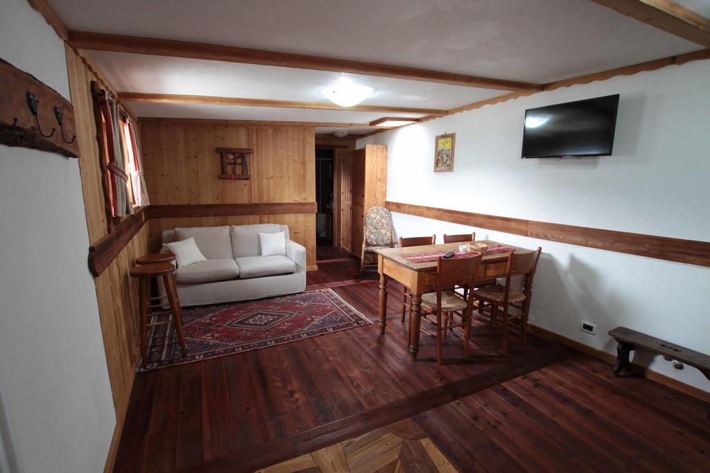 Chambres D'Hotes Les Fleurs Pila  Exterior foto
